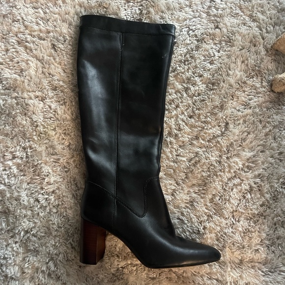 Vince Camuto Black heel boots, size 9.5 - Picture 1 of 3
